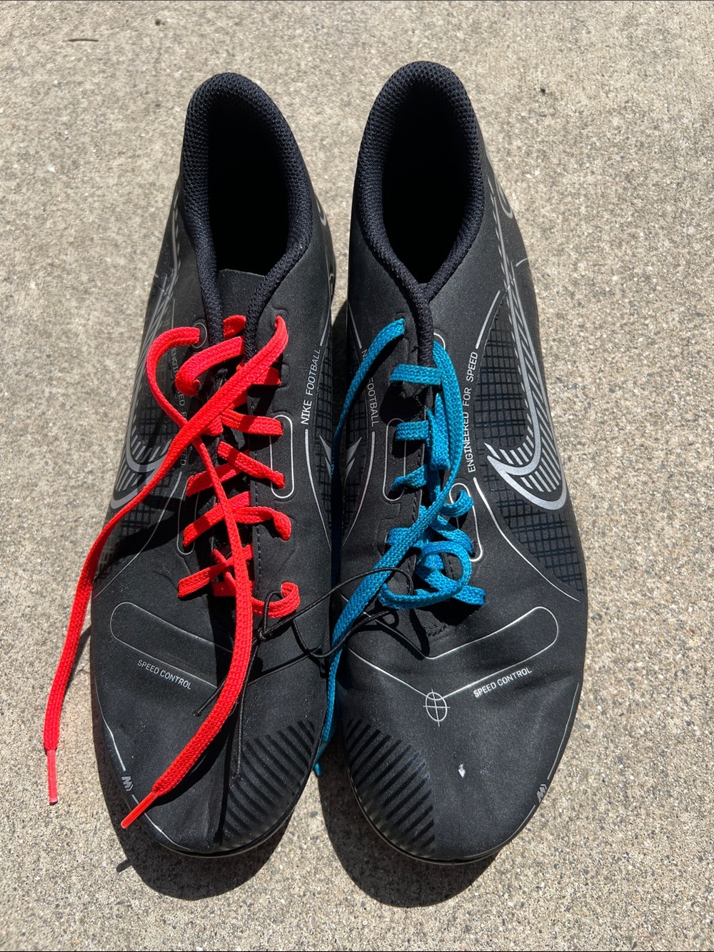 Nike football Cleats with Red and Blue Laces